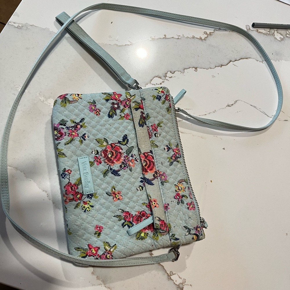Vera Bradley crossbody purse